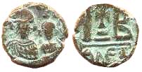 939 Heraclius Alexandria 12 Nummi AE