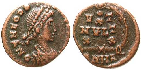 1232 Byzantium Theodosius II AE